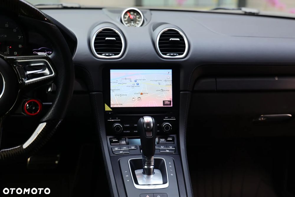 Porsche 718 Cayman - 9