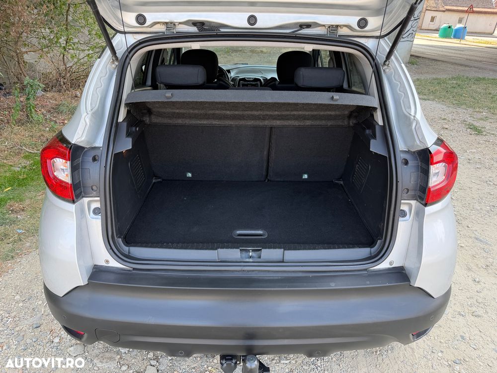 Renault Captur TCe 120 EDC Helly Hansen - 12