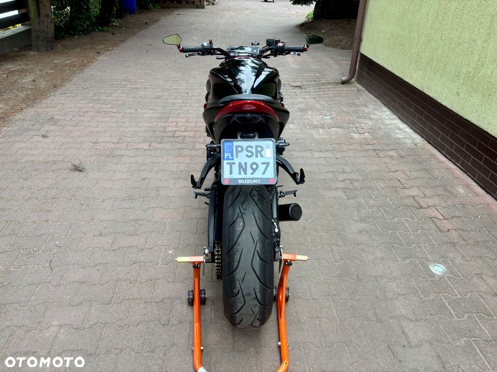 Suzuki GSX 1000 - 5