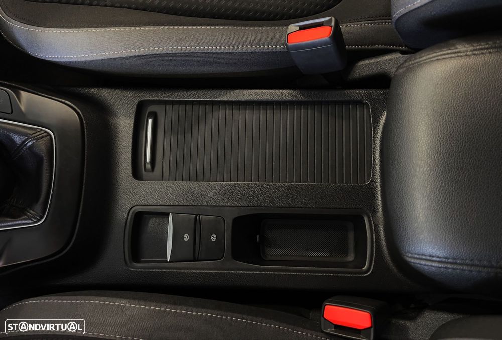 Ford Focus SW - 23