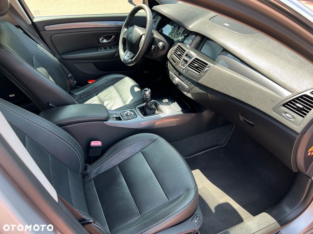 Renault Laguna ENERGY dCi 130 FAP Start & Stop Bose Edition - 11