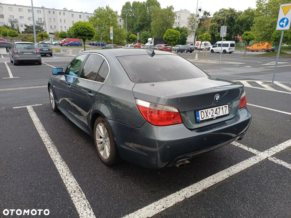 BMW Seria 5 520i - 7