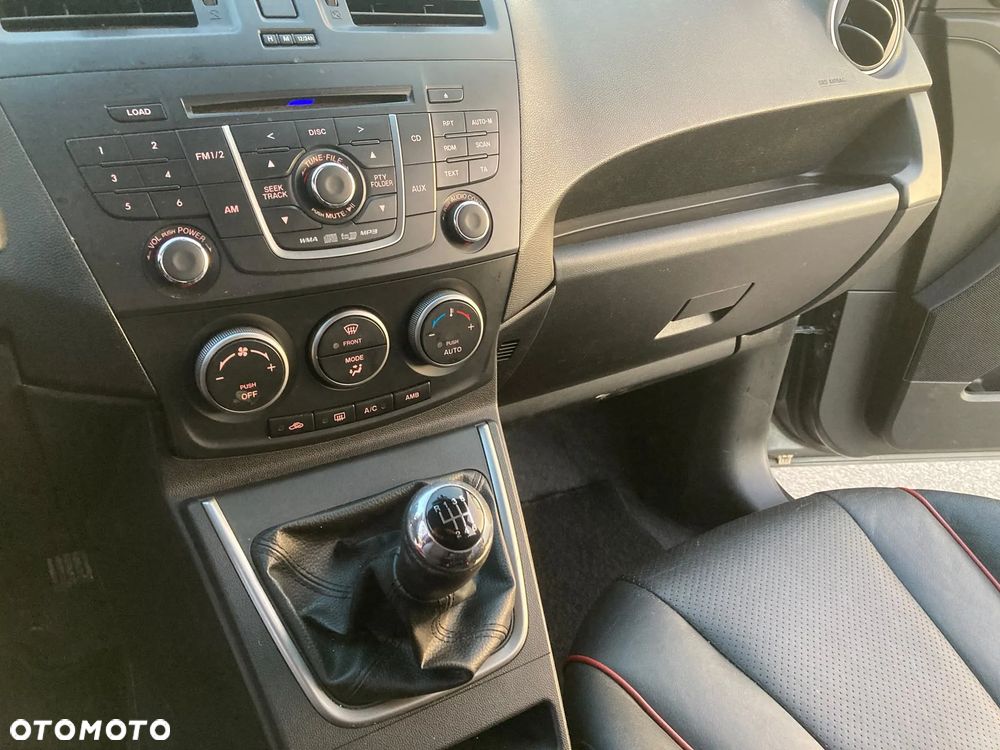 Mazda 5 - 18