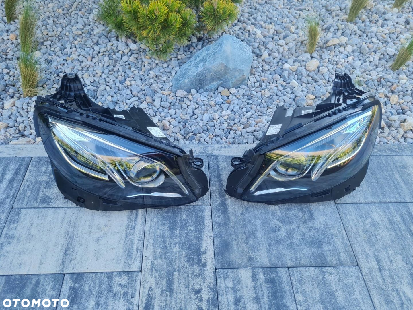 MERCEDES E KLASA W213 213 Lampy Full Led Multibeam A2139062506 A2139062606 - 2