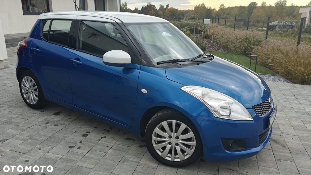 Suzuki Swift 2012 photo 3