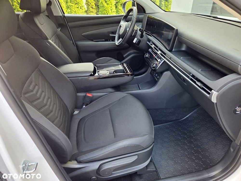 Hyundai Tucson - 38