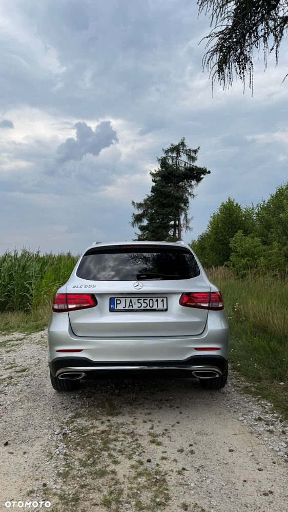 Mercedes-Benz GLC 300 4-Matic - 3