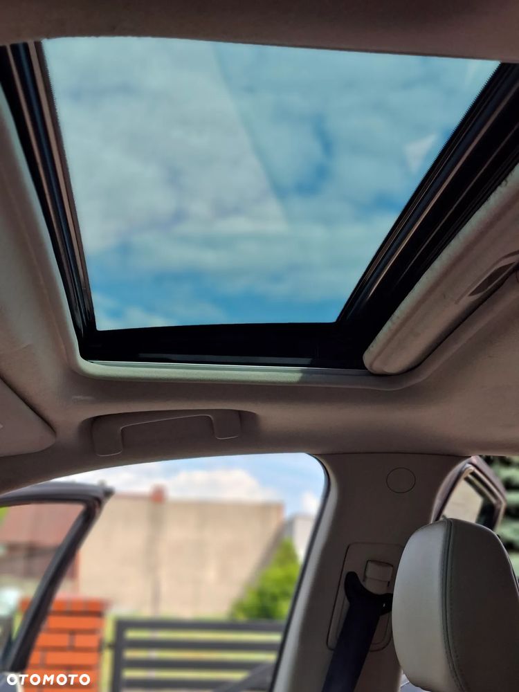 Mitsubishi Outlander 2.0 DID Instyle NAVI - 11