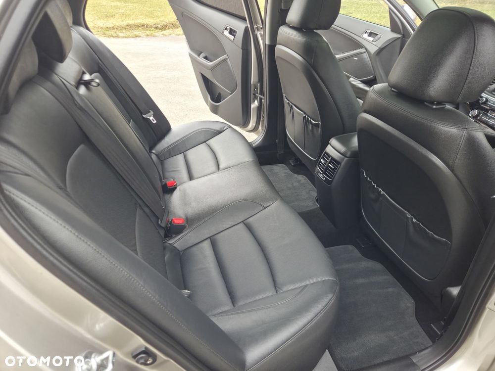 Kia Optima - 15