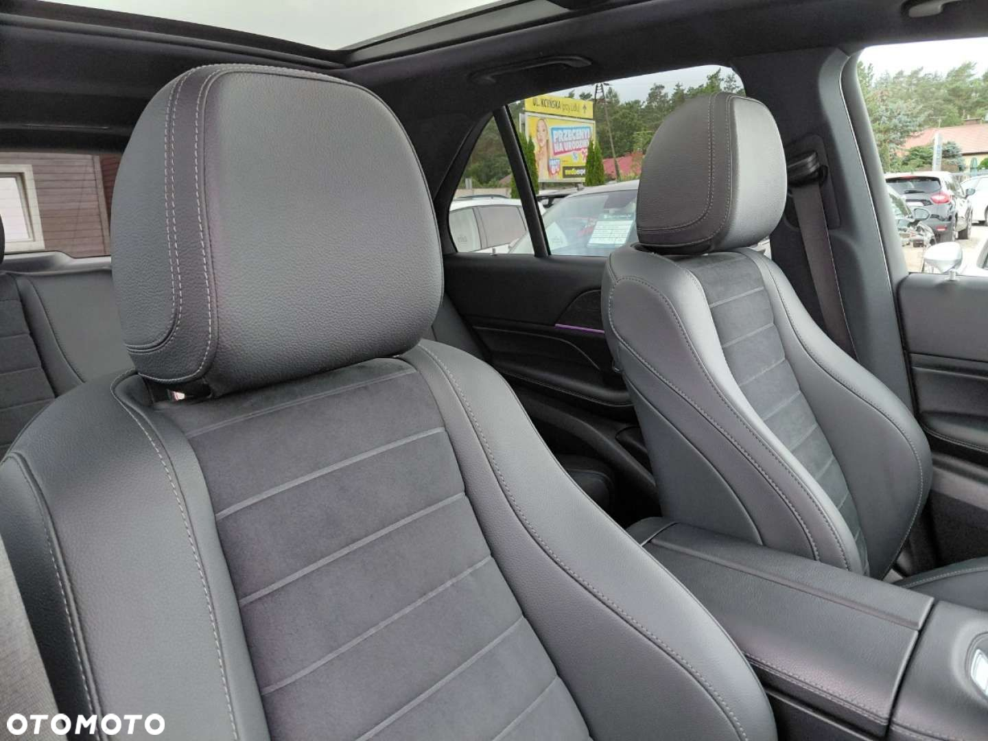 Mercedes-Benz GLE - 19