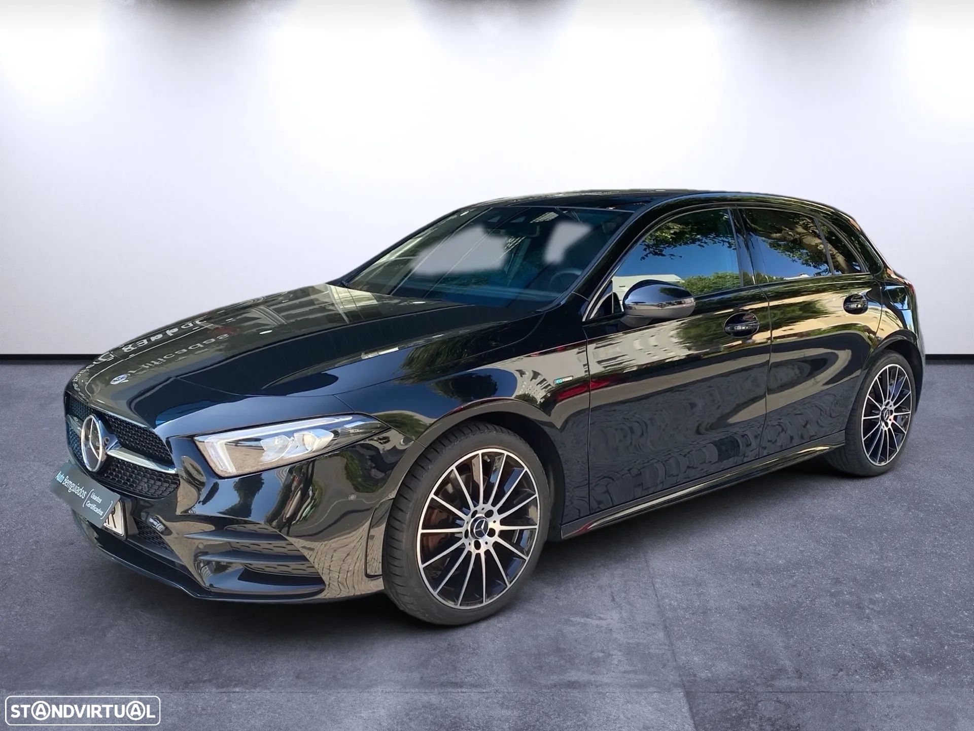 Mercedes-Benz A 250 e AMG Line - 1