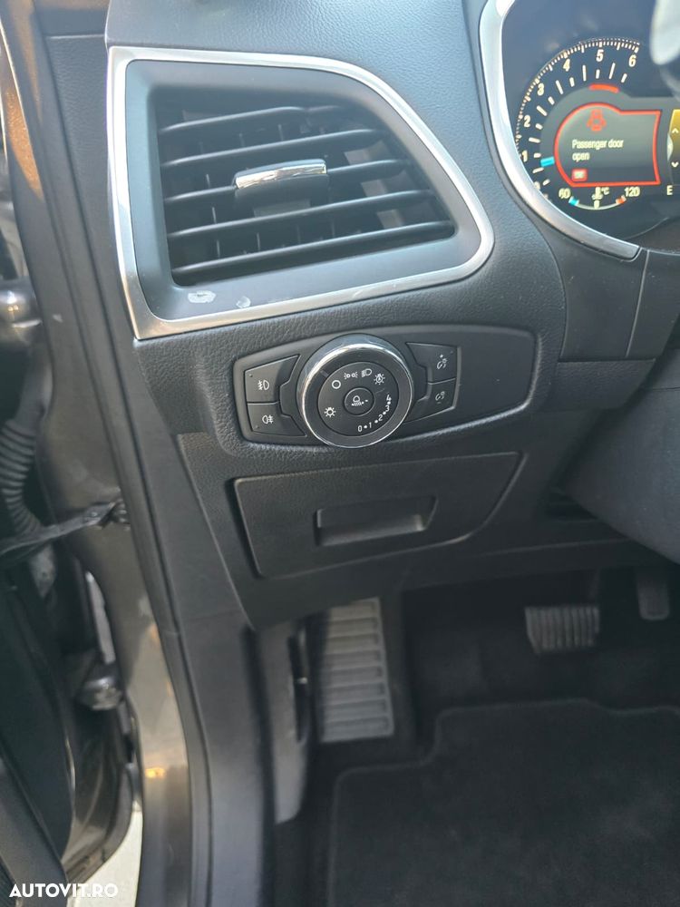 Ford Galaxy 2.0 TDCi Powershift Titanium - 13
