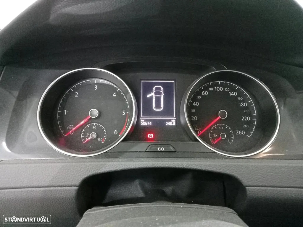 VW Golf Variant 1.6 TDi Confortline - 8