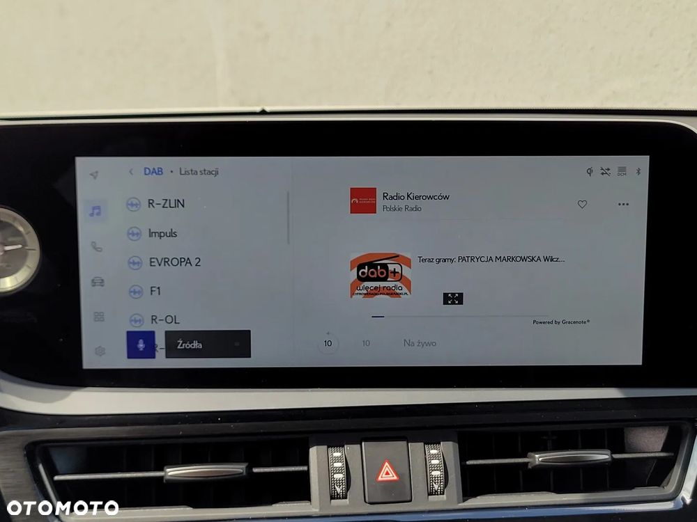 Lexus ES 300h Business Edition - 24