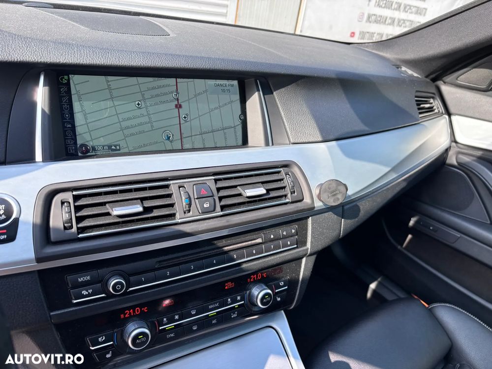 BMW Seria 5 520d xDrive - 25
