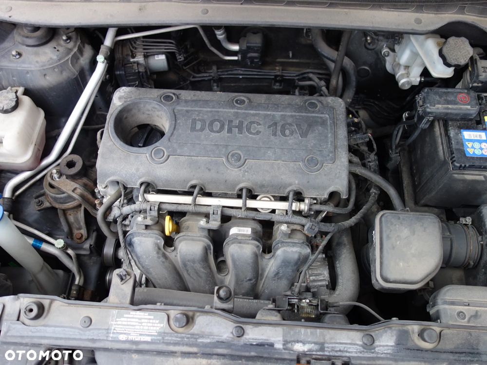 Hyundai ix35 2.0 2WD Style - 17