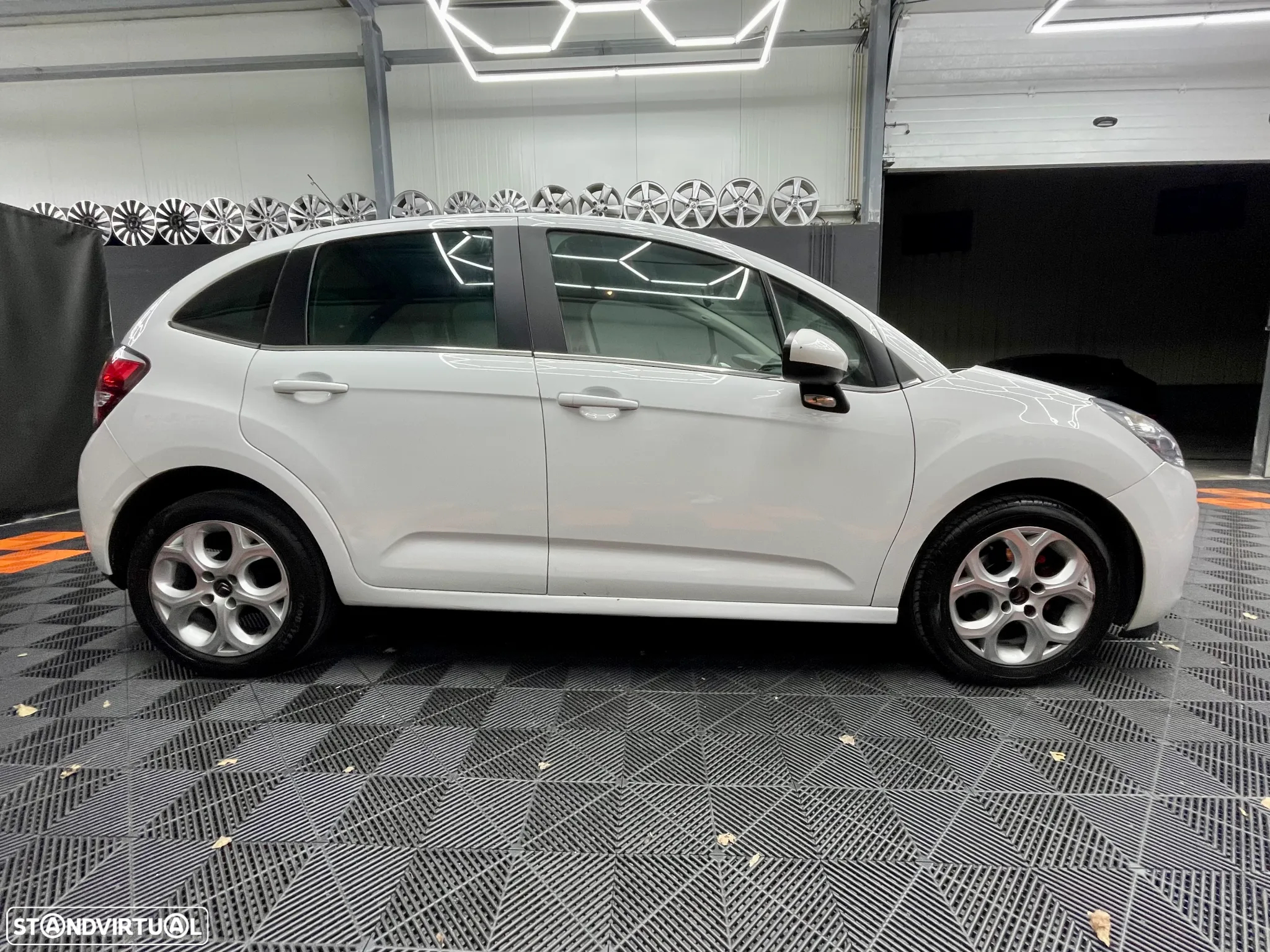 Citroën C3 1.2 VTi Exclusive - 4