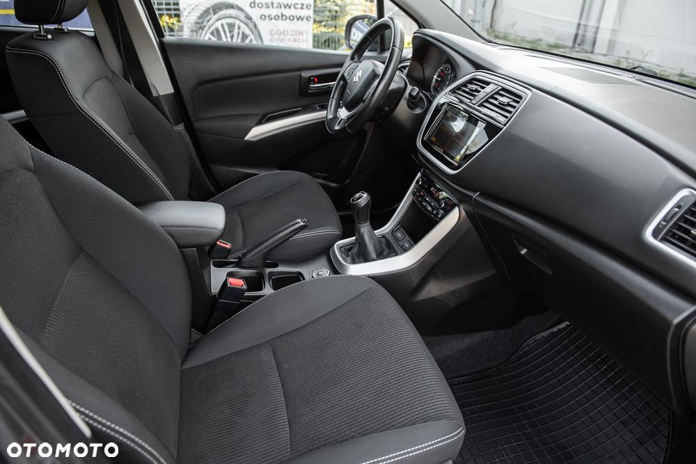 Suzuki SX4 S-Cross 1.0 T Premium 4WD - 29