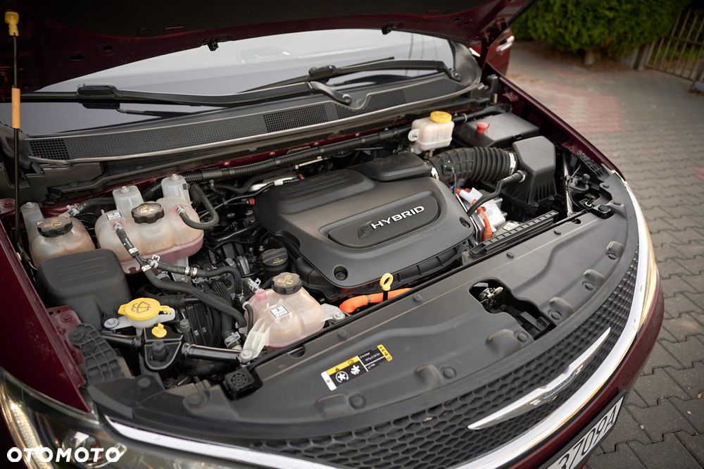 Chrysler Pacifica - 19