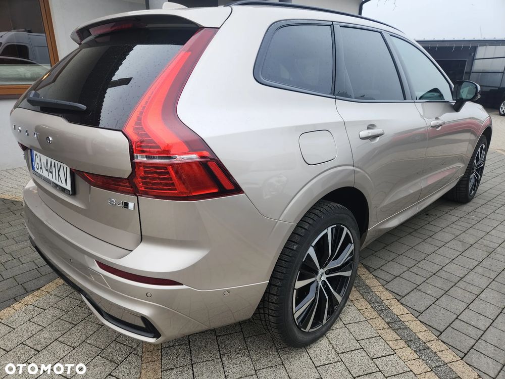 Volvo XC 60 B4 D AWD Ultimate Dark - 6