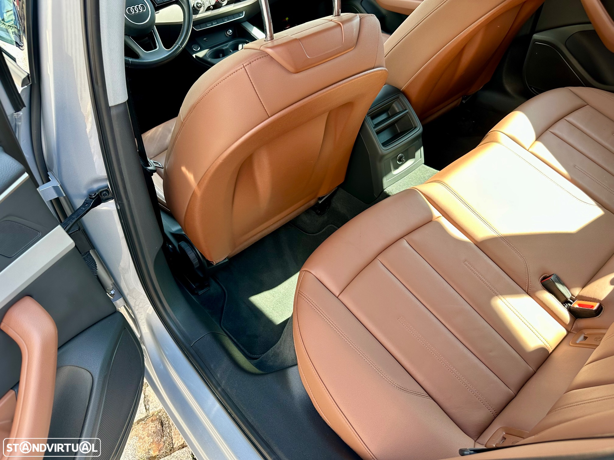Audi A4 Avant 30 TDI Advanced S tronic - 44