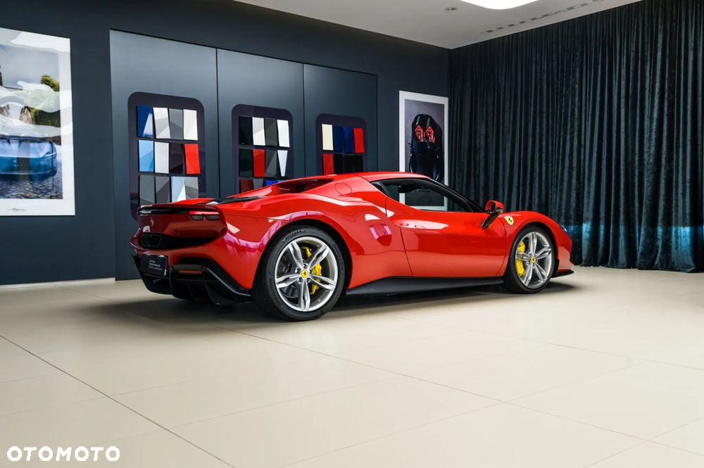 Ferrari 296 GTB - 11
