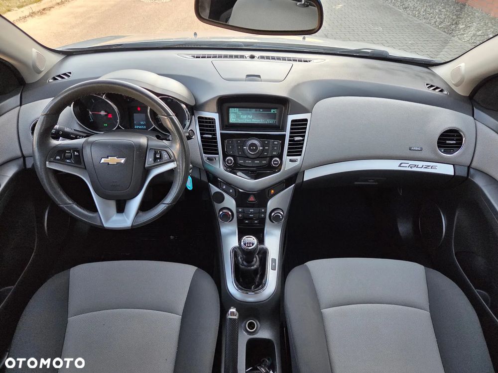 Chevrolet Cruze 2.0 LT - 18