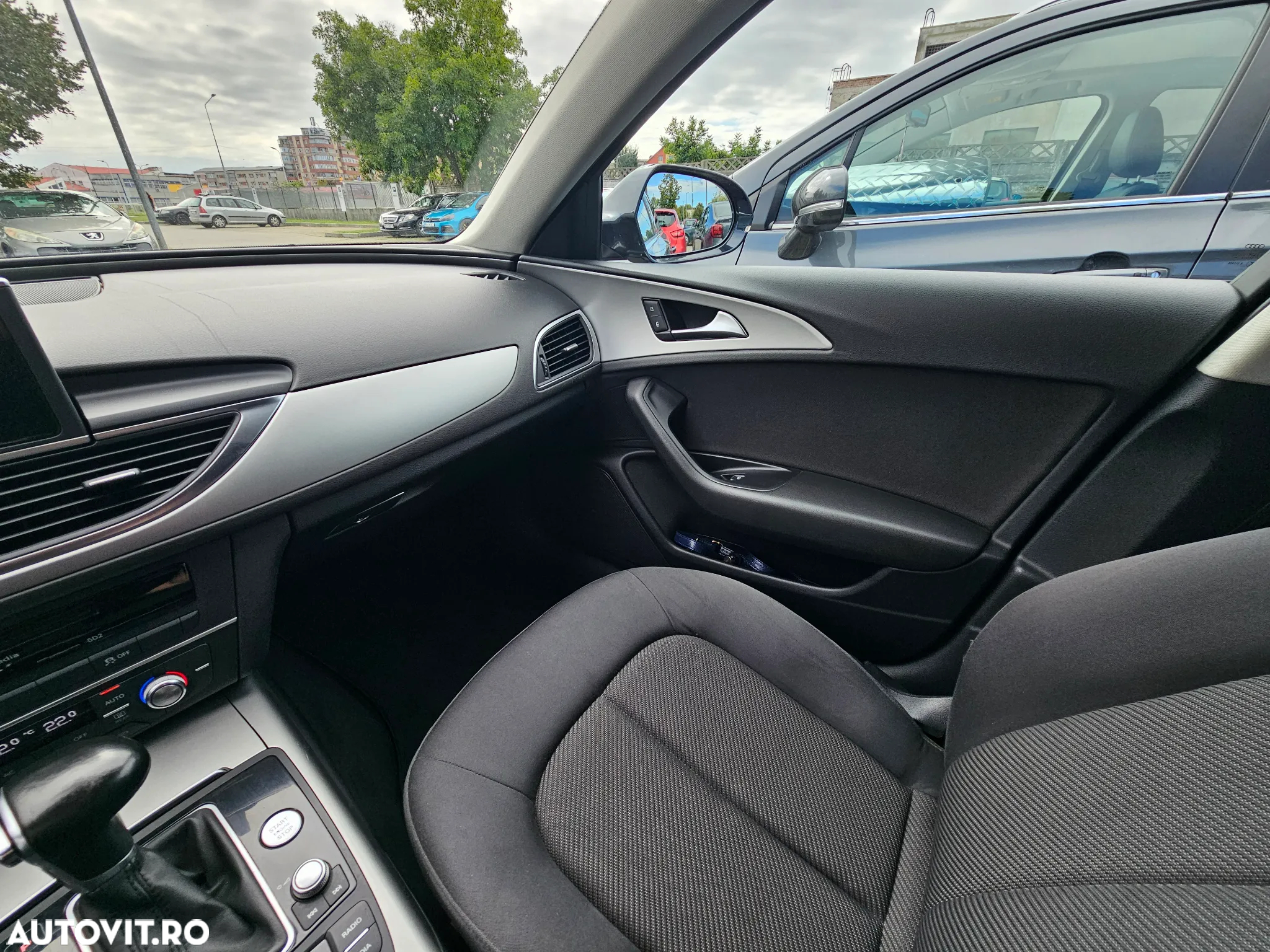 Audi A6 Avant 2.0 TDI Multitronic - 9