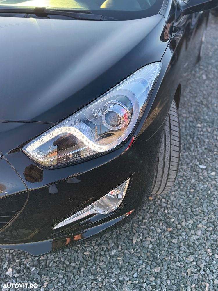 Hyundai i40 i40cw 1.7 CRDi Premium - 14