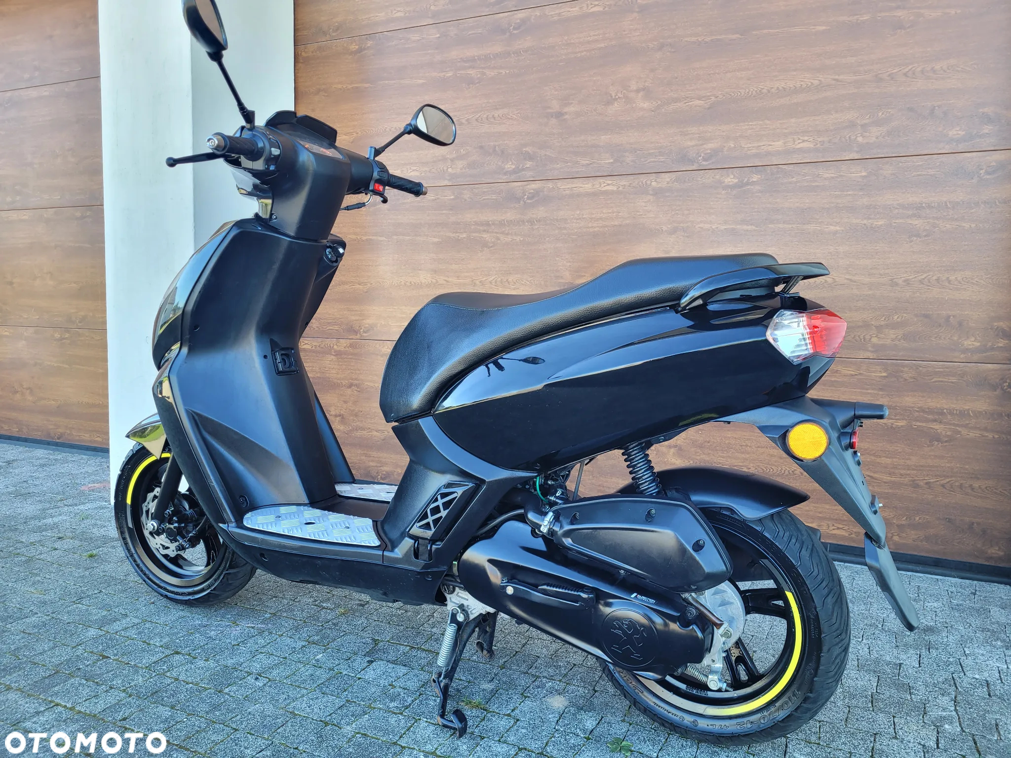 Peugeot Kisbee - 12