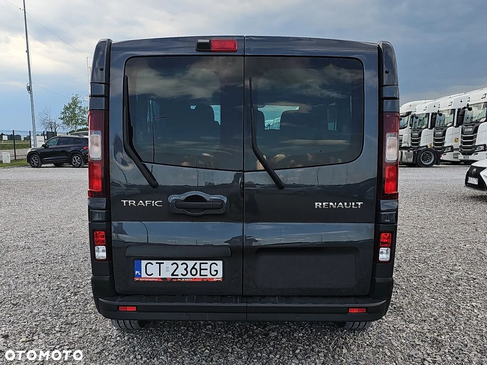 Renault Trafic 2.0 dCi - 6