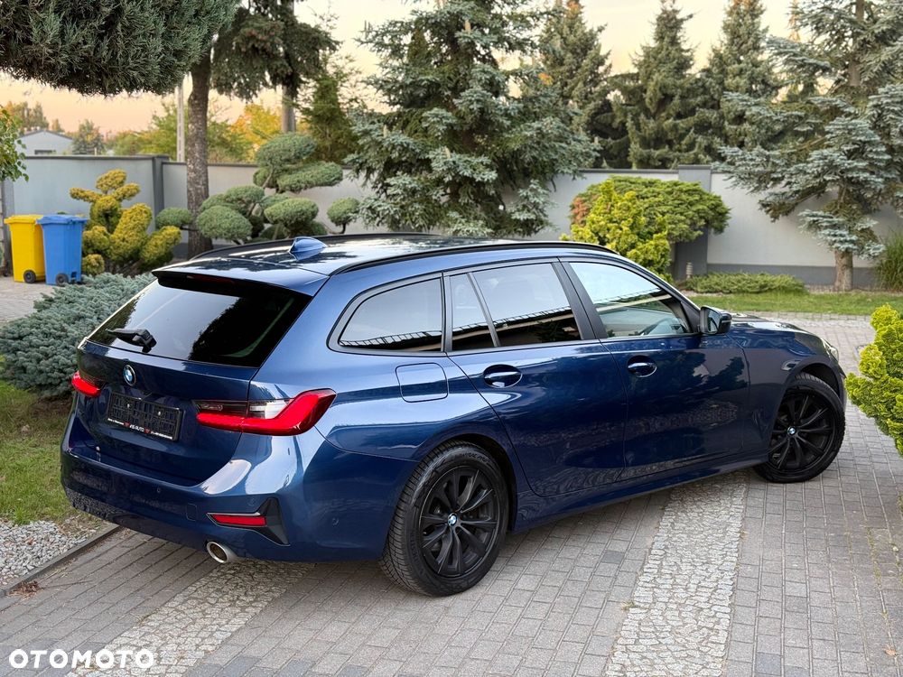 BMW Seria 3 318i - 6