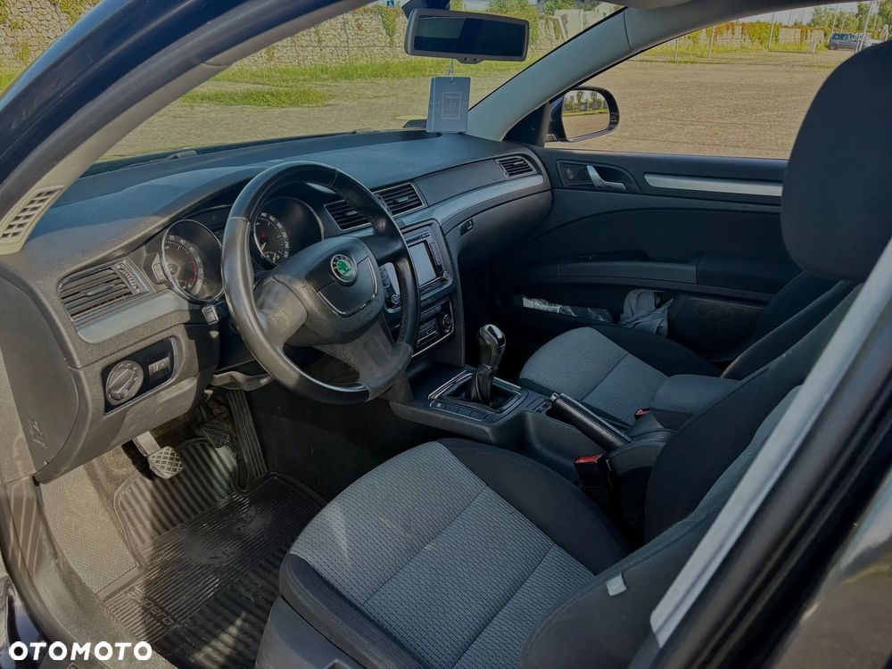 Skoda Superb 2.0 TDI Ambition - 14