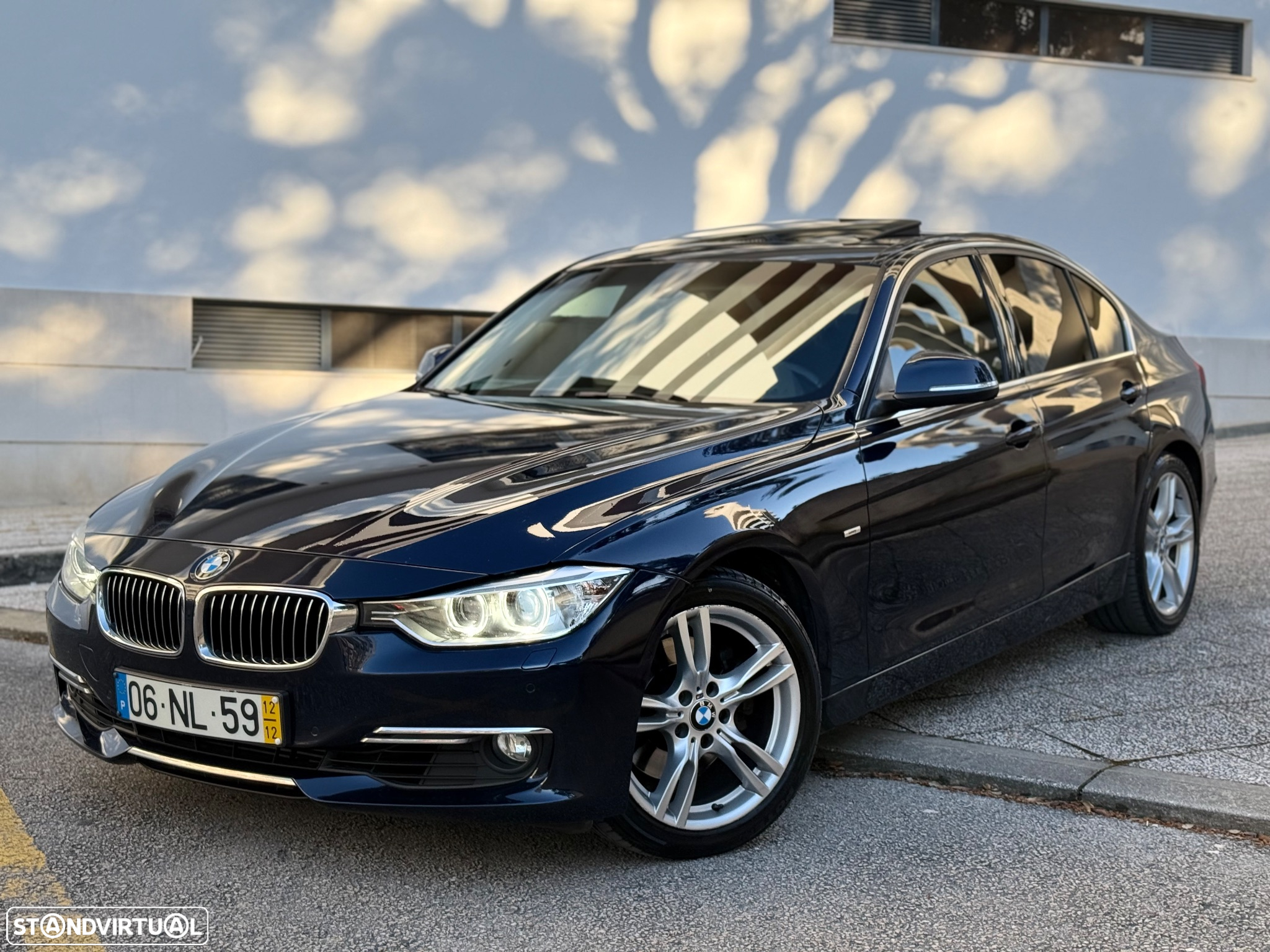 BMW 330 d Auto Line Luxury - 3
