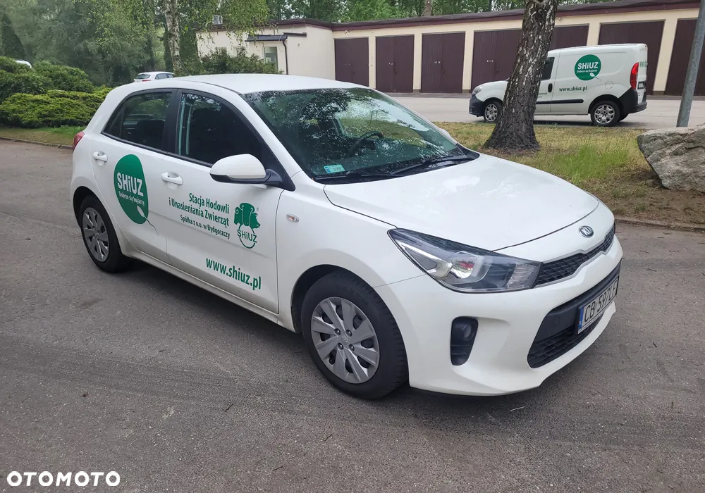 Kia Rio - 8