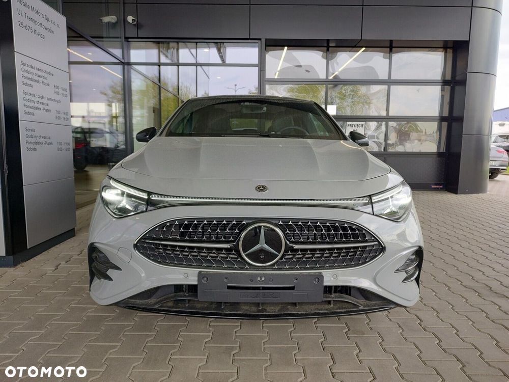 Mercedes-Benz CLA - 2