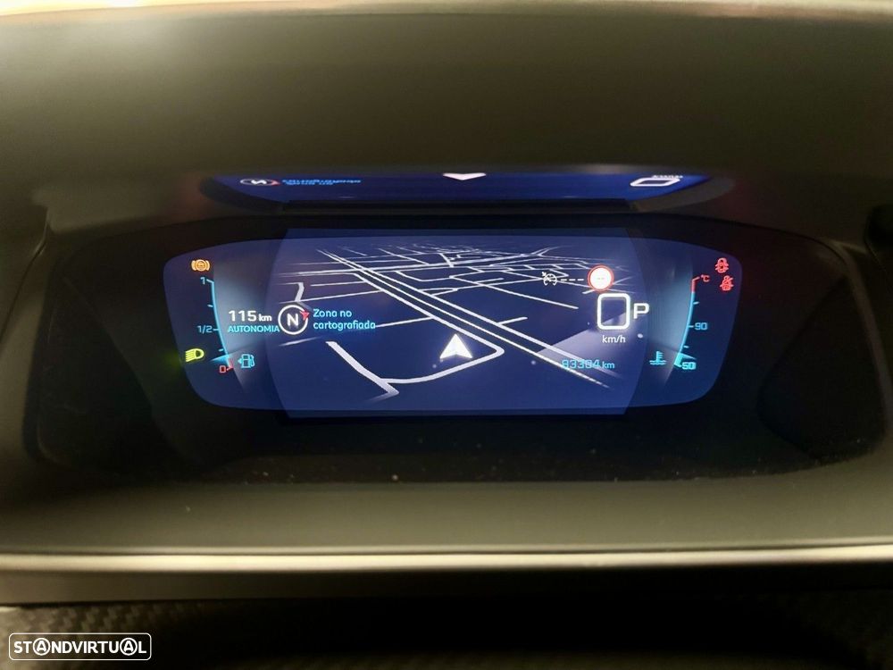 Peugeot 2008 1.2 PureTech Allure Pack EAT8 - 12