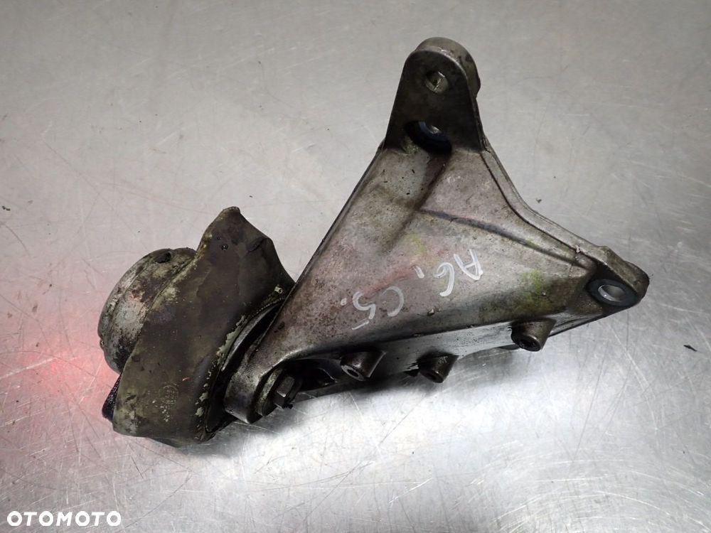 ŁAPA SKRZYNI AUDI A6 C5 8D0399114AC - 4