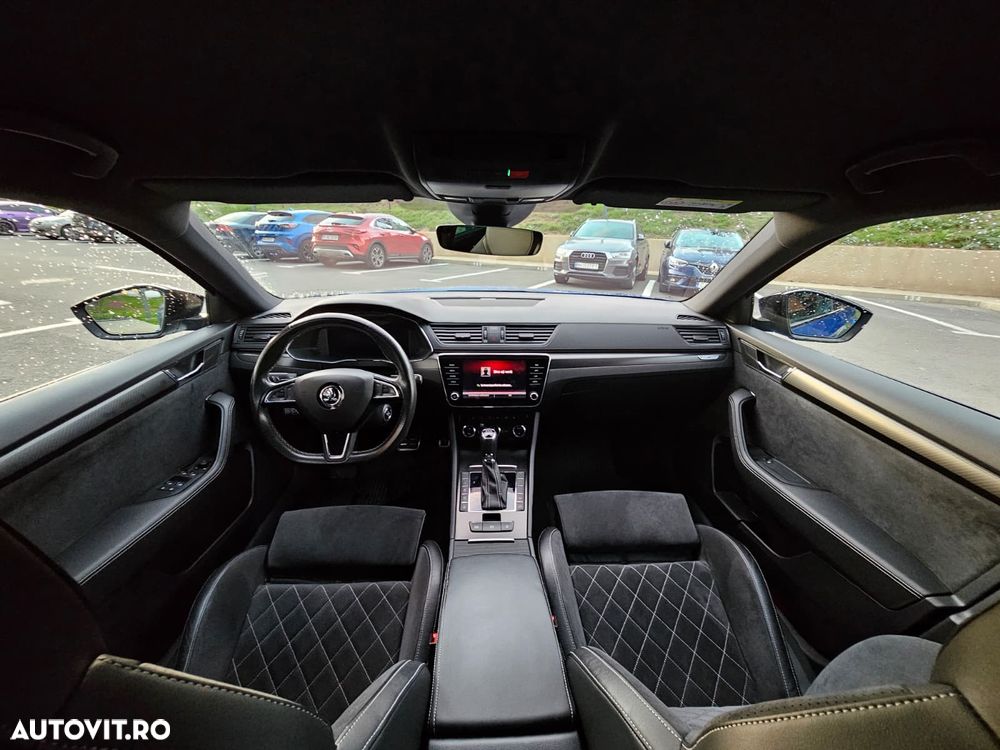 Skoda Superb 1.4 TSI iV DSG Sportline - 11