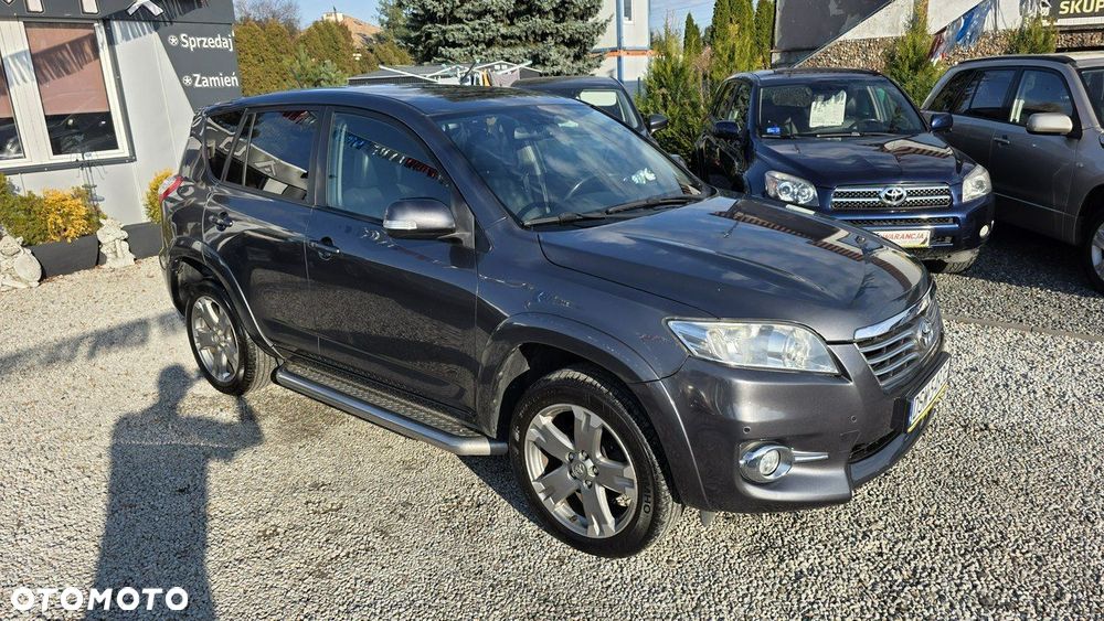 Toyota RAV4 - 9