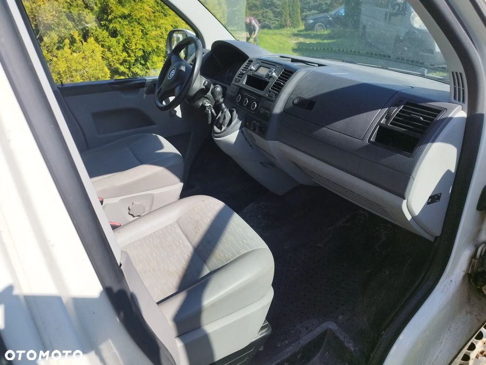 Volkswagen Transporter - 13