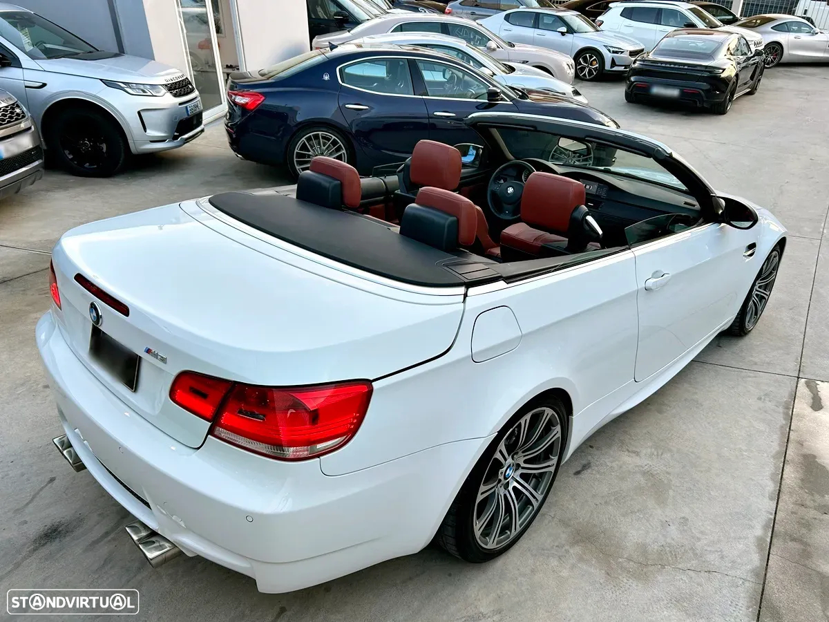 BMW M3 Auto - 32
