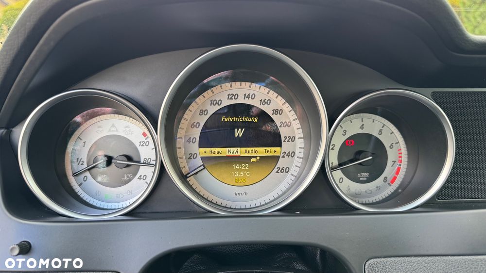 Mercedes-Benz Klasa C 180 Coupe BlueEFFICIENCY - 23