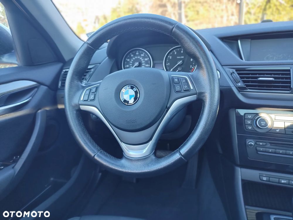 BMW X1 xDrive28i - 20
