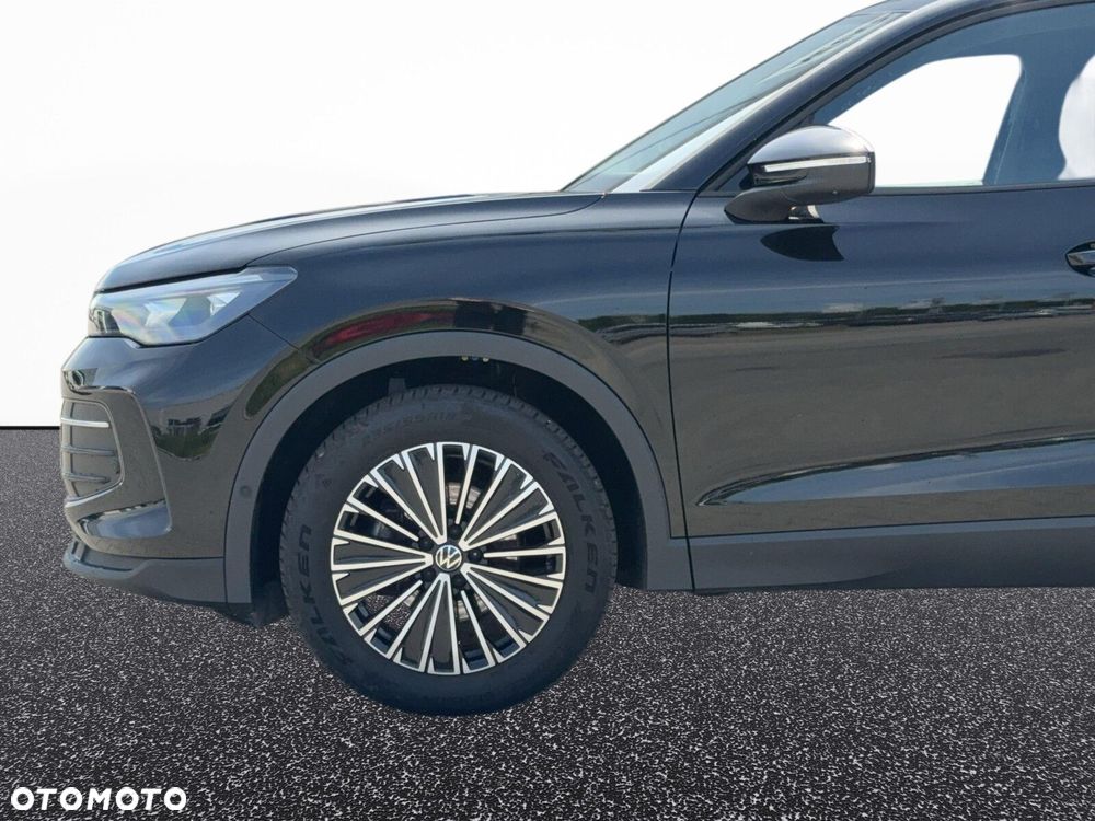 Volkswagen Tiguan - 12