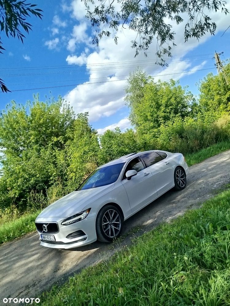 Volvo S90 T5 Momentum - 2