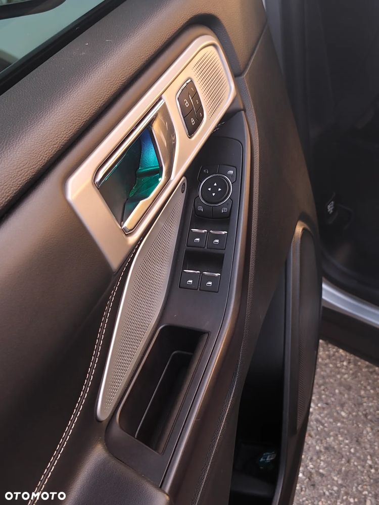 Ford Explorer 3.0 EcoBoost PHEV 4WD ST-Line - 21