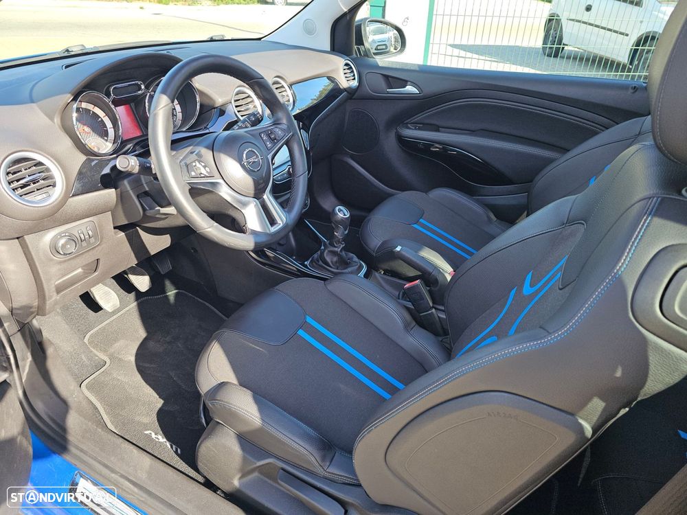 Opel Adam 1.0 T Rocks - 17