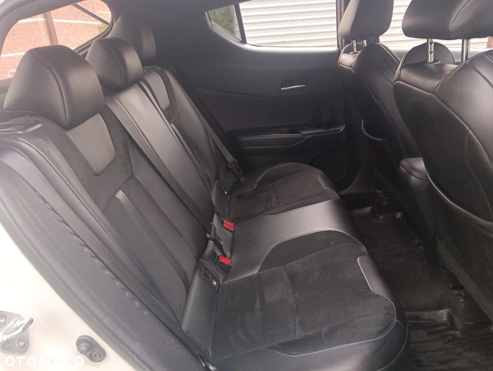 Toyota C-HR 1.2 T Dynamic - 9