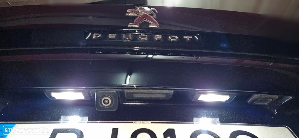 Peugeot 3008 BlueHDi 130 Stop & Start EAT8 Allure Pack - 28
